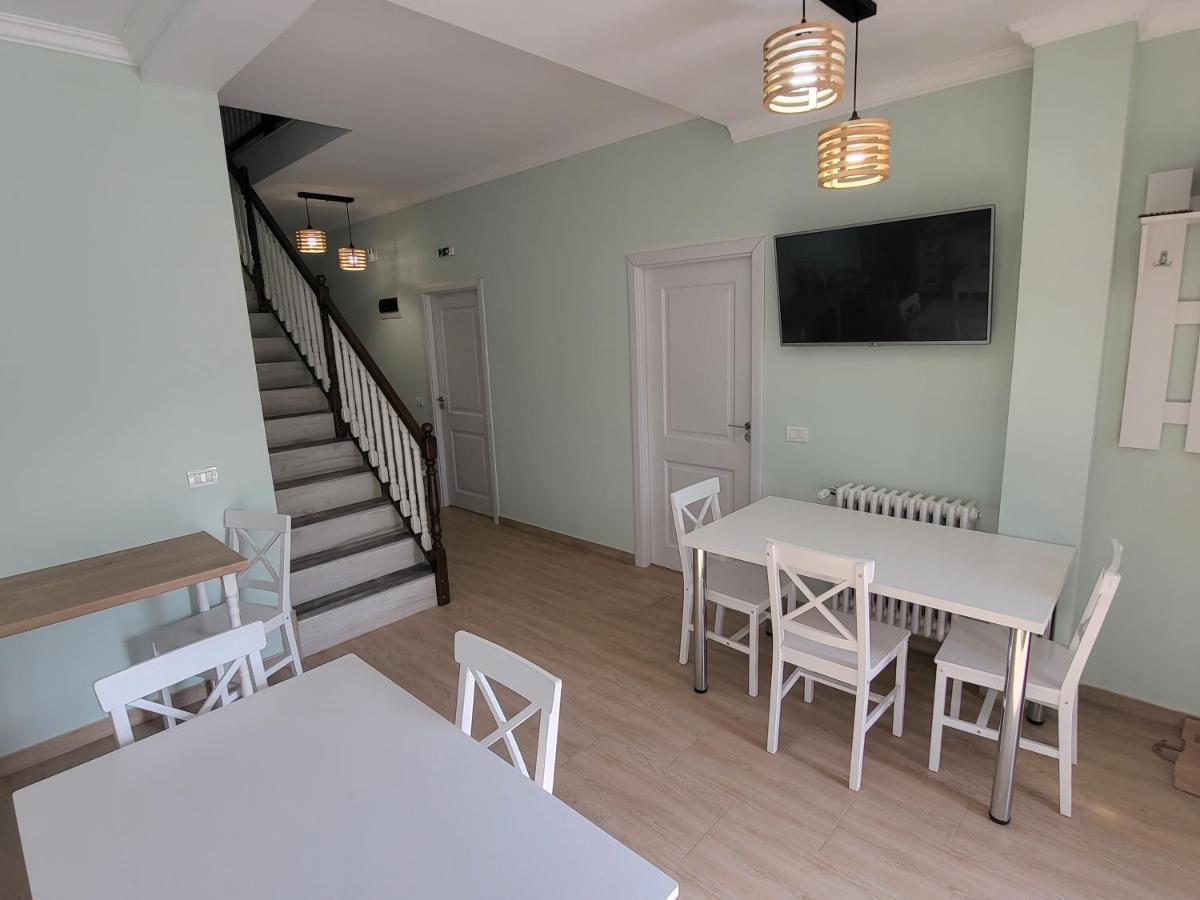 Colt De Rai Bed & Breakfast Hirtoape Ngoại thất bức ảnh
